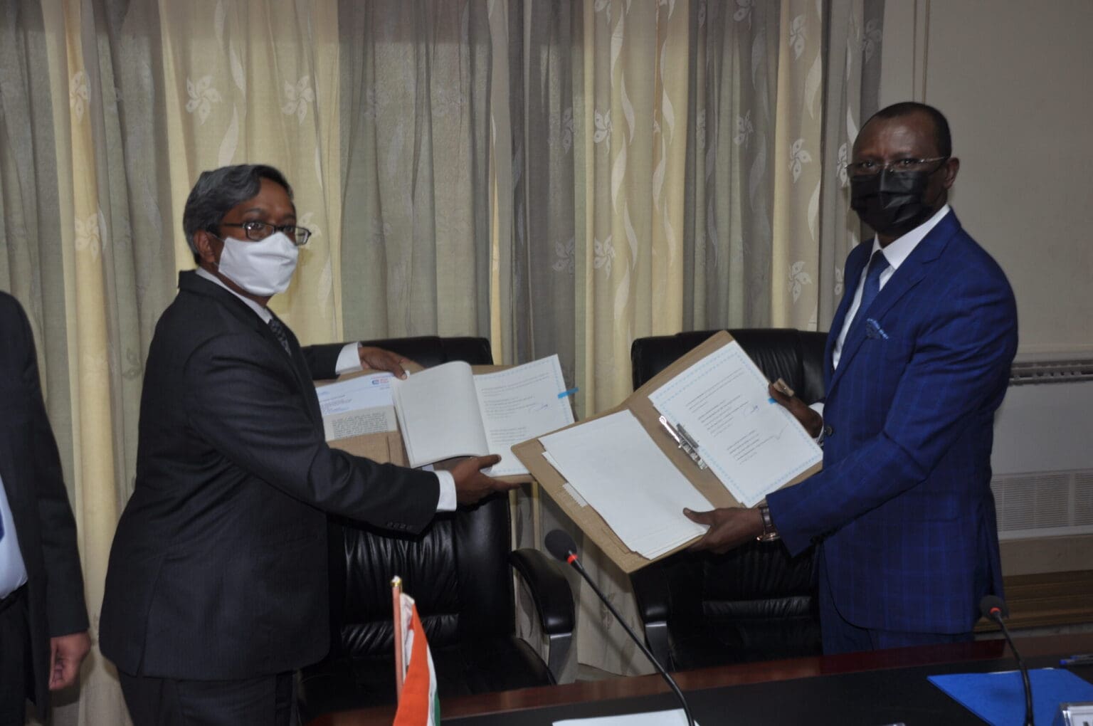 Le Togo bénéficie de 22 milliards d’Exim Bank of India pour l’électrification de 350 localités