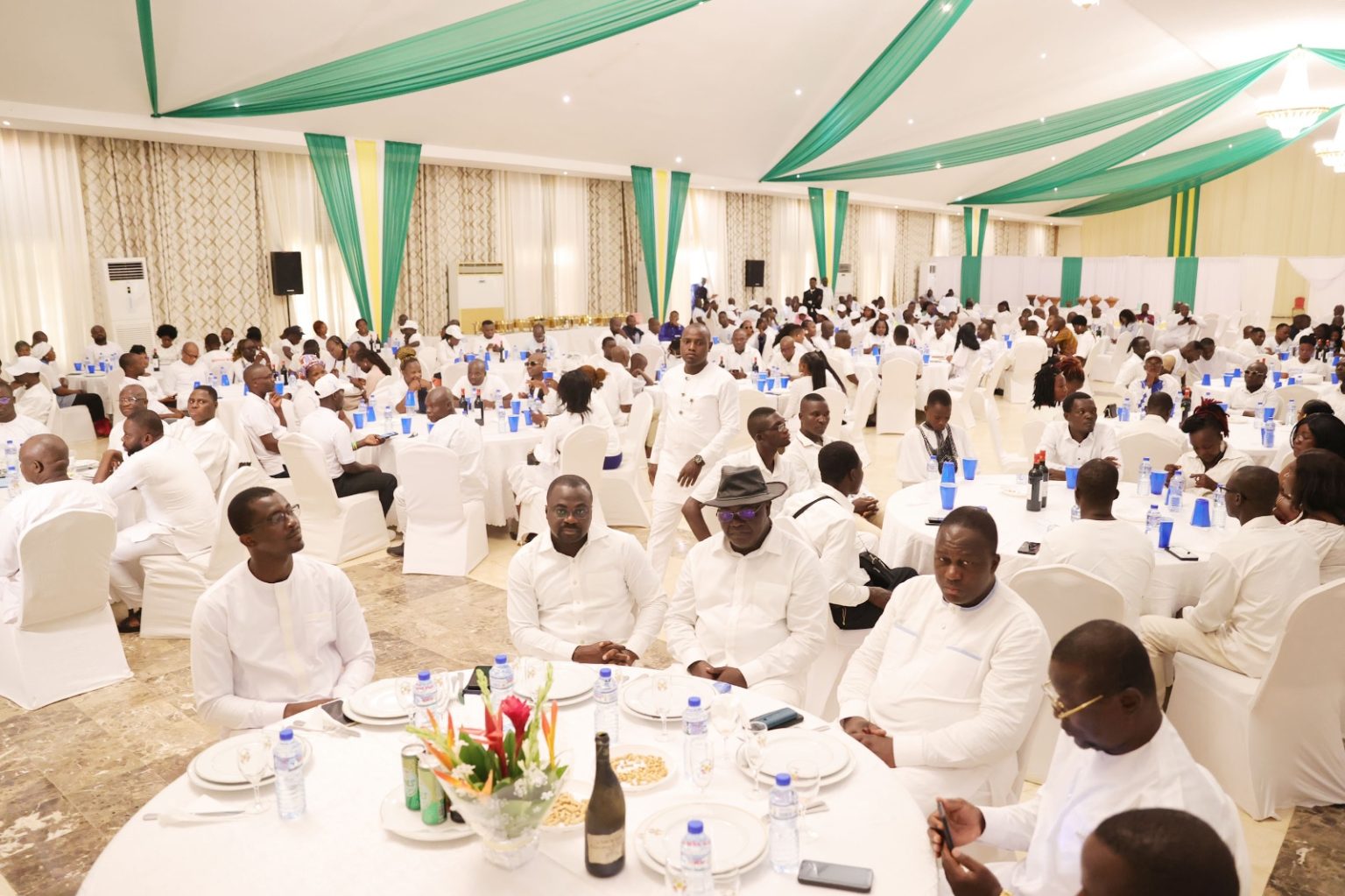 Togo : le personnel de la présidence célèbre avec faste « le travail »