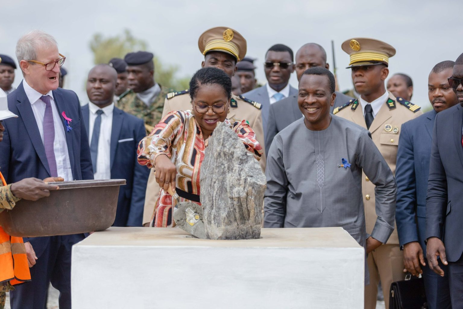 Pose de la première pierre du Centre de traitement du cancer au Togo