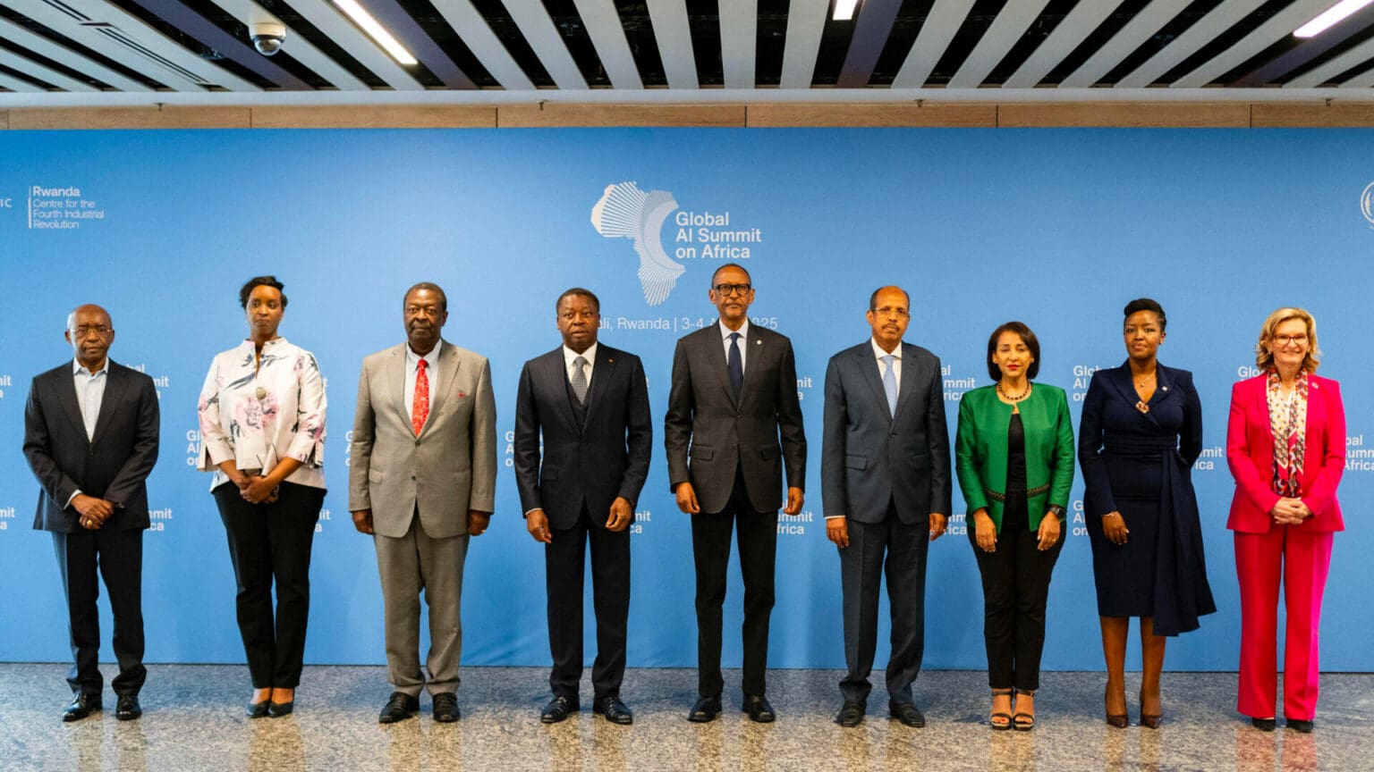 Faure Gnassingbé à Kigali pour le premier sommet mondial sur l’IA en Afrique