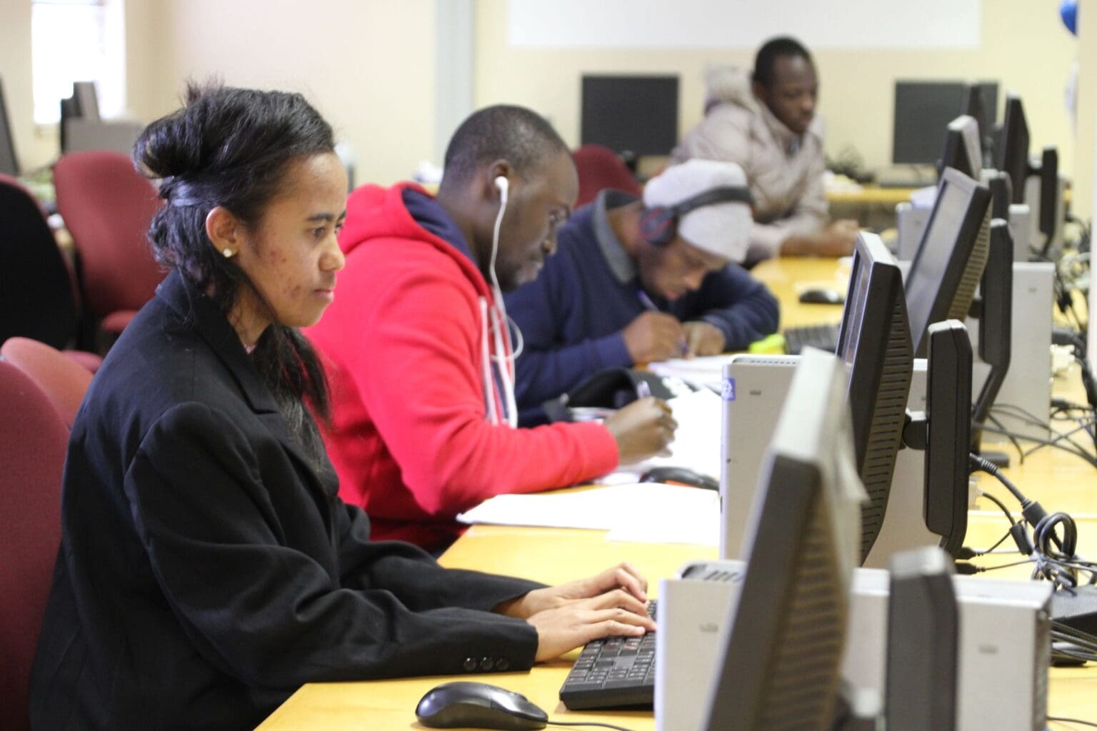 Autonomisation des jeunes : les étudiants togolais seront formés à la programmation et à l’IA