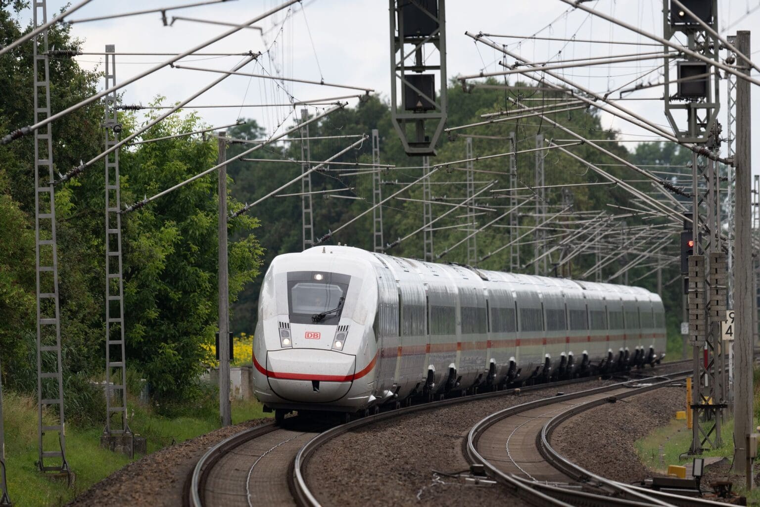 Afrique / Réseau ferroviaire : seuls 12 % des voies ferrées sont électrifiées (UA)