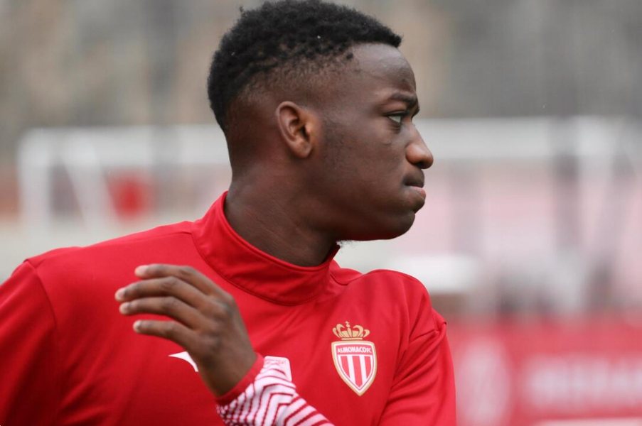 Football : Samuel Nibombe fait ses débuts en Ligue des Champions