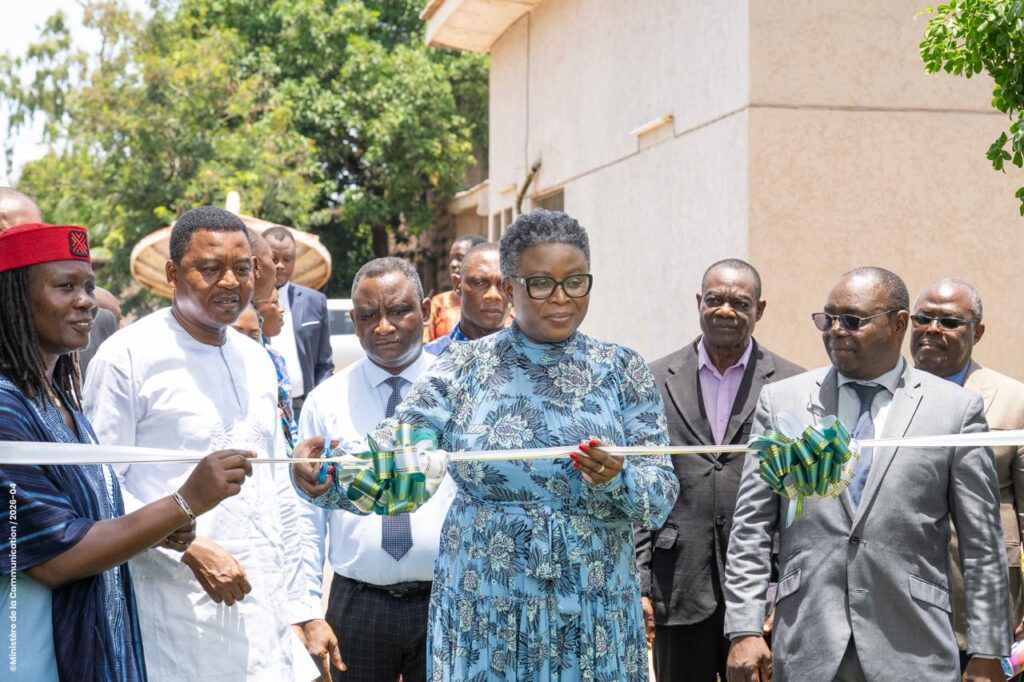 Droits des femmes : le ministère de la Communication place la santé au cœur de la productivité