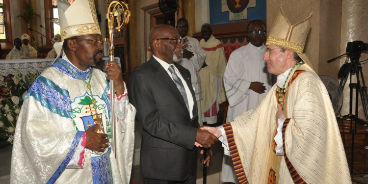 Église catholique : Mgr Isaac Jogues Gaglo prend officiellement la tête de l’Archidiocèse de Lomé
