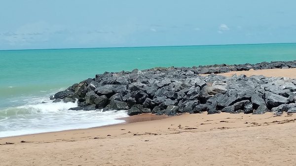 Togo : le projet WACA ResIP renforce la lutte contre l’érosion côtière à Aného