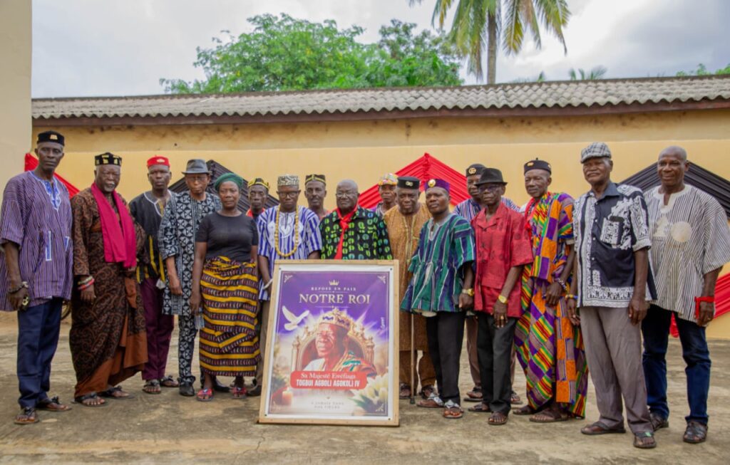 Togo : les confessions religieuses et organisations civiles rendent hommage à Togbui Agokoli IV