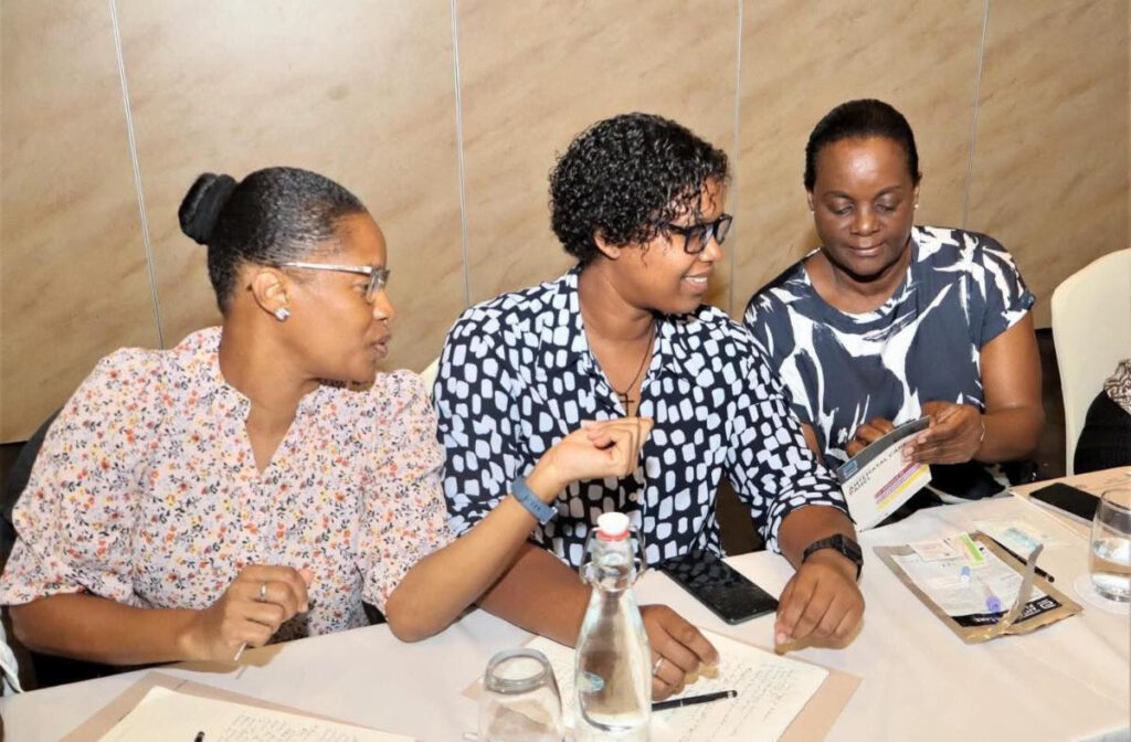 Les Seychelles et l’Érythrée adoptent le premier test intégré VIH, syphilis et hépatite B de 4th génération préqualifié par l’OMS ™