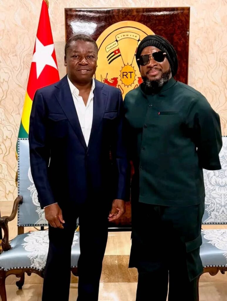 Faure Gnassingbé reçoit Sonnie Badu avant son concert à Lomé