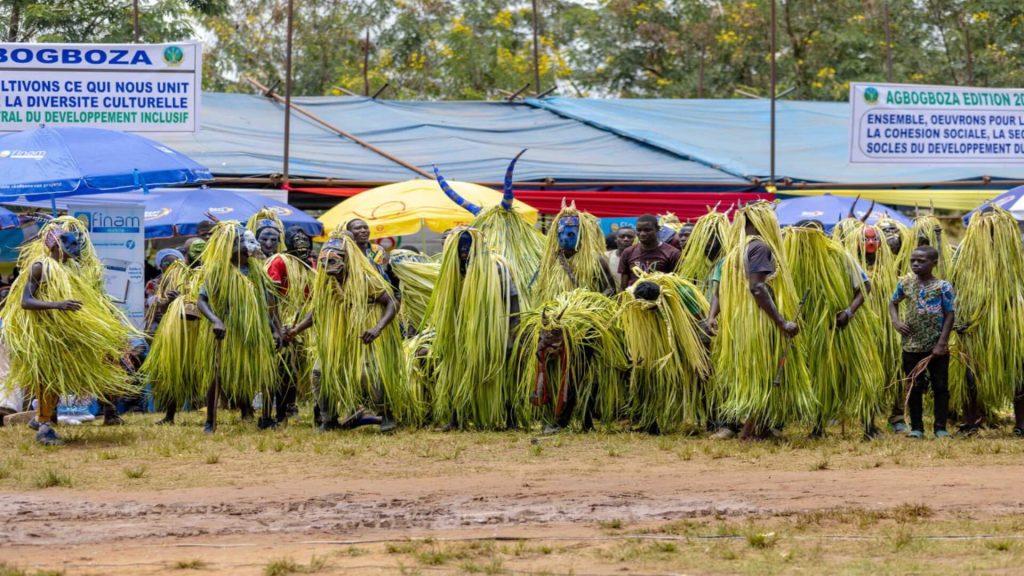 Décès de Togbui Agokoli IV : l’Union Eweto suspend les festivités populaires d’Agbogbozan 2026