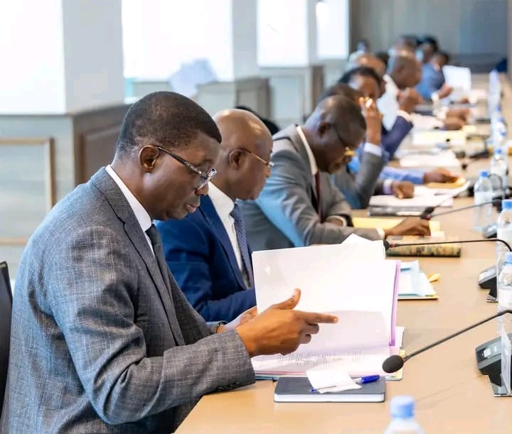 Togo / Manquements administratifs : 132 fonctionnaires sanctionnés entre 2025 et 2026