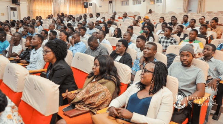 L’Université de Lomé élargit son offre de langues étrangères