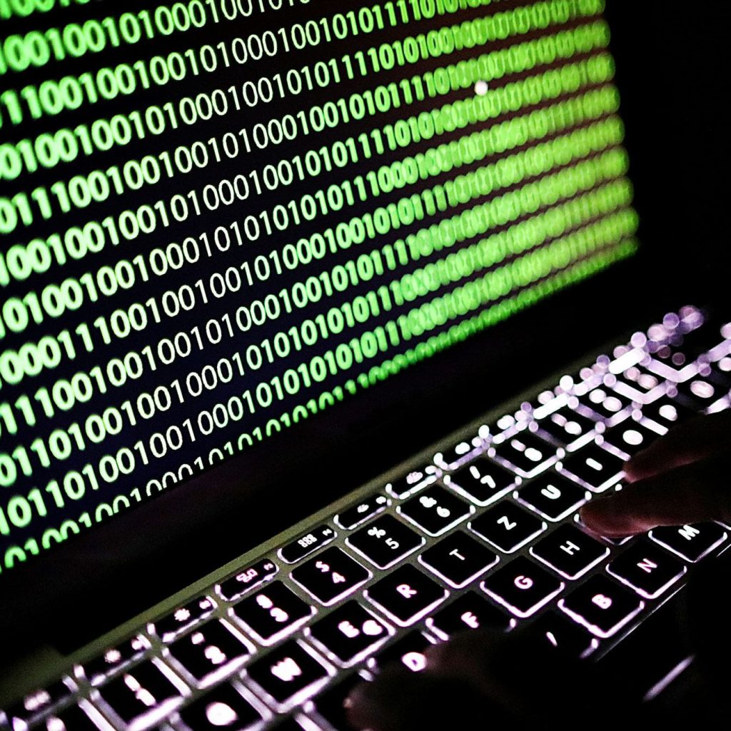 ARCHIVE - La faiblesse des réseaux informatiques et de la sécurité cybernétique rend les pays africains particulièrement vulnérables aux cyberinfractions. Photo: Oliver Berg/dpa